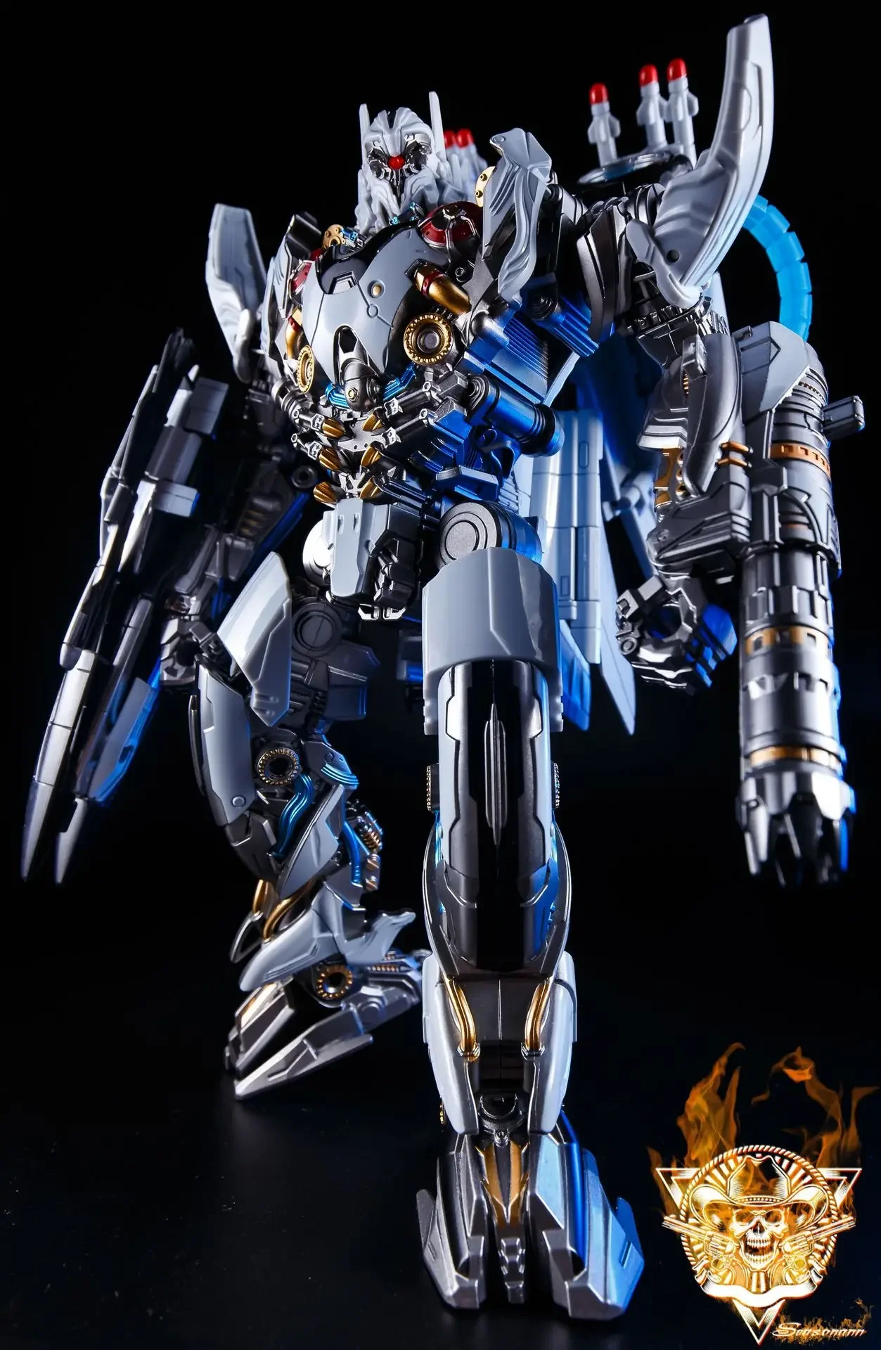 لعبة التحول نيترو زيوس بلاك ما - مراجعة Science Robot وسعره